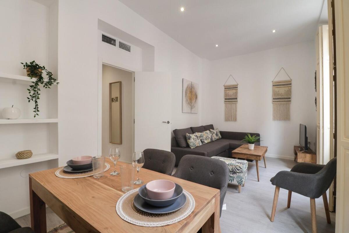 C93 - Trendy Two Bedrooms In Ollerias Málaga Eksteriør bilde