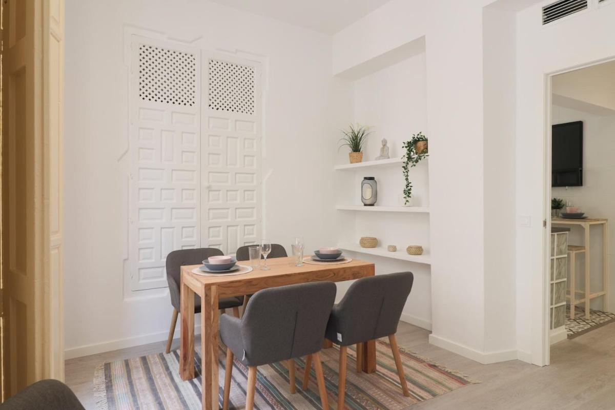C93 - Trendy Two Bedrooms In Ollerias Málaga Eksteriør bilde