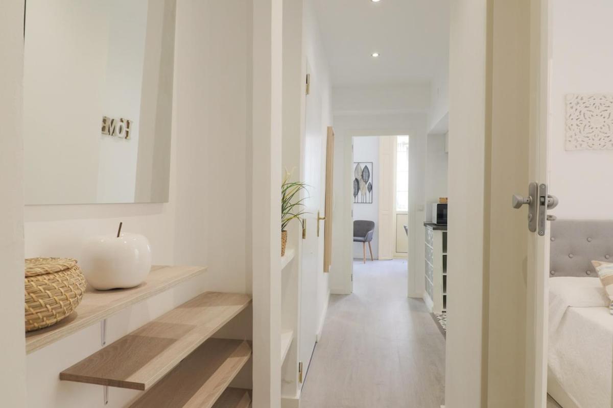 C93 - Trendy Two Bedrooms In Ollerias Málaga Eksteriør bilde