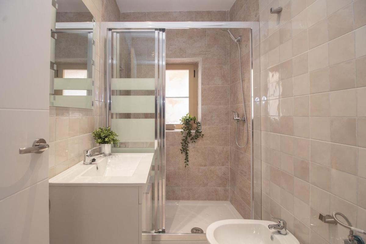 C93 - Trendy Two Bedrooms In Ollerias Málaga Eksteriør bilde