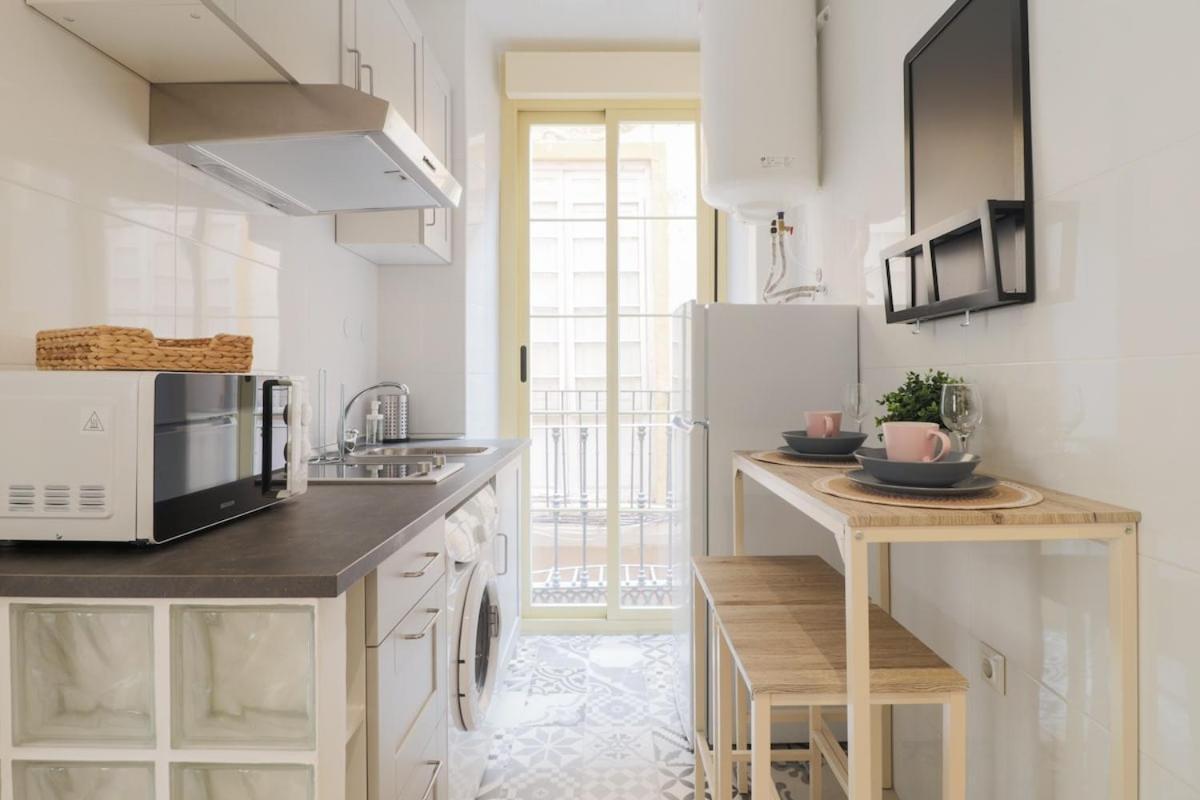 C93 - Trendy Two Bedrooms In Ollerias Málaga Eksteriør bilde